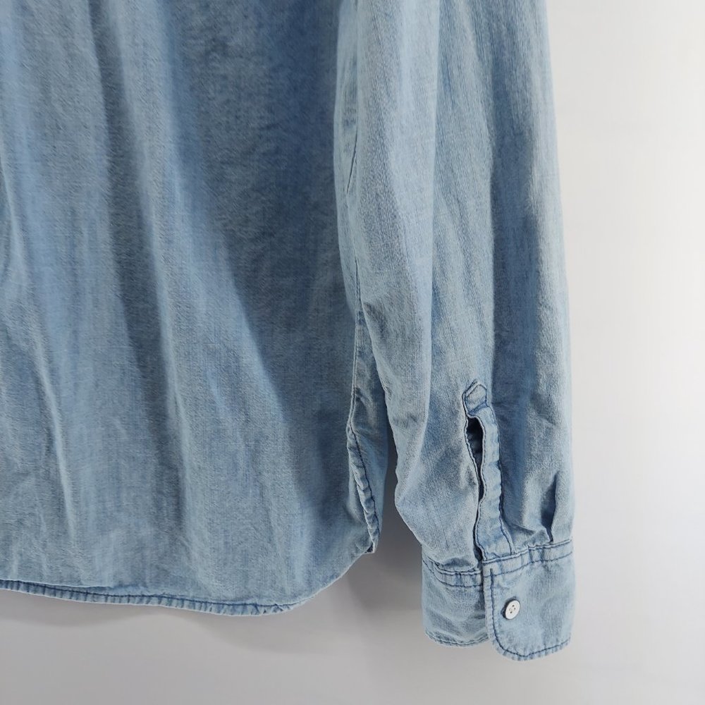 Old Navy Classic Chambray Button Front Shirt - image 8